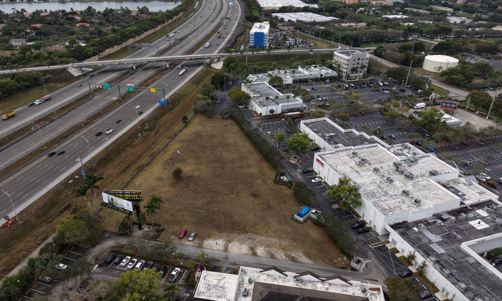 Sunrise votes to deny rezoning, luxury hotel plan near I-75