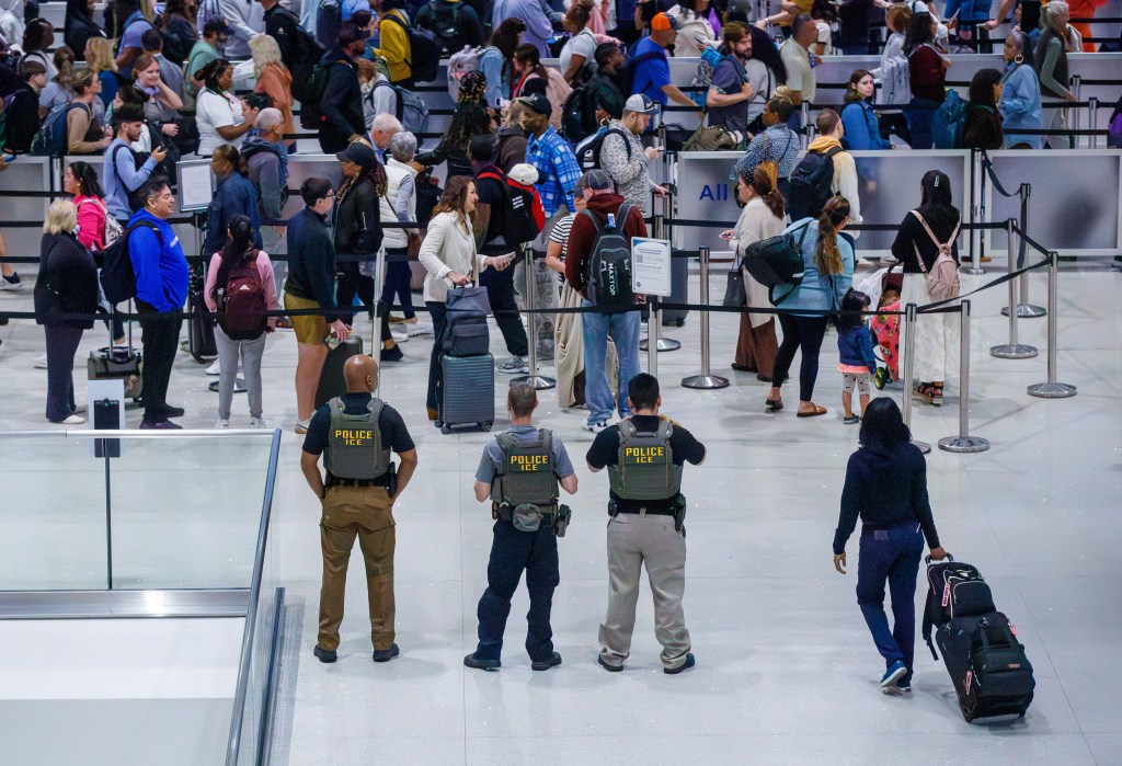 ICE officers deployed at nation’s airports, but not in South Florida – Sun Sentinel