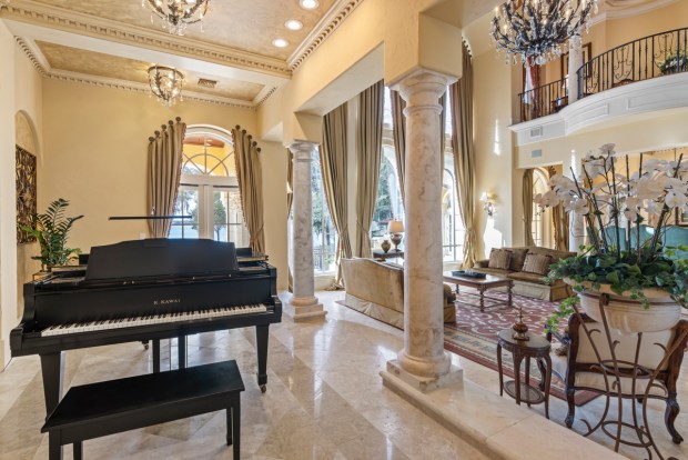 (Photo by Michael Pelzer / Uneek Luxury)