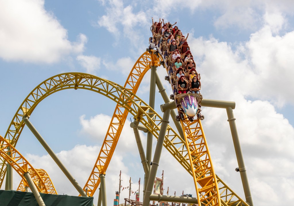 Epic, Stardust Racers, DIsney closings