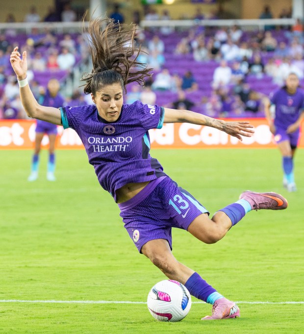 Orlando Pride Jacqueline Ovalle (13) passes the ball during the second half of the match against Bay FC at the Inter & Co Stadium in Orlando, Fla., Saturday, Sept. 13, 2025. (Willie J. Allen Jr./Orlando Sentinel)