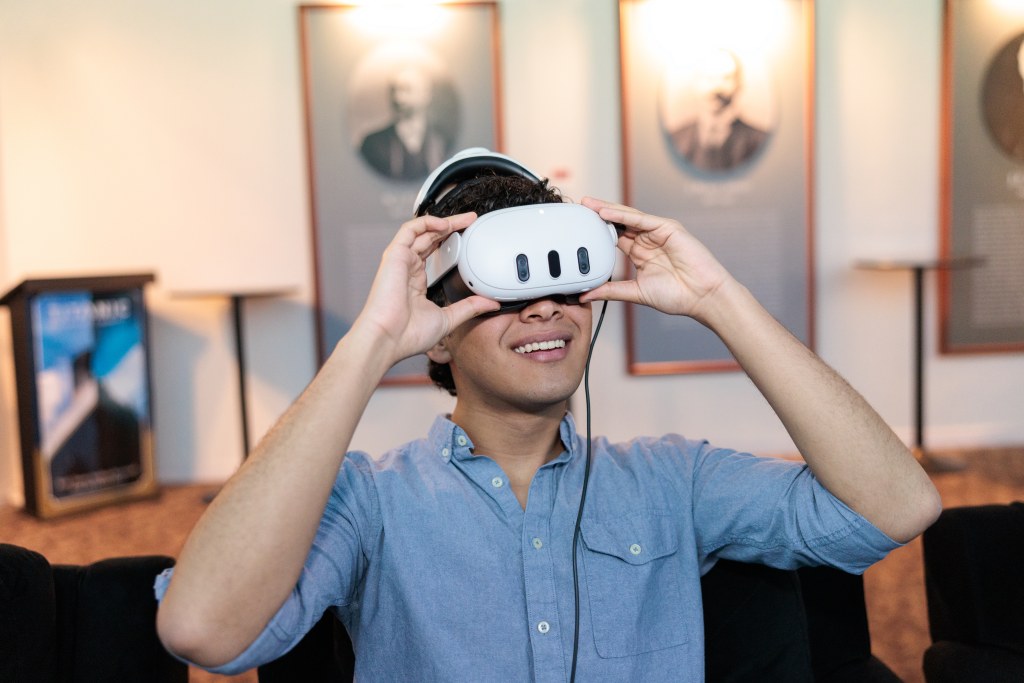 I-Drive Titantic attraction adds virtual-reality ship tours