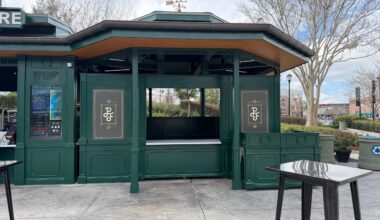 Universal Studios Florida Opens Parkside Fare Snack Stand, Replaces Expo Eats