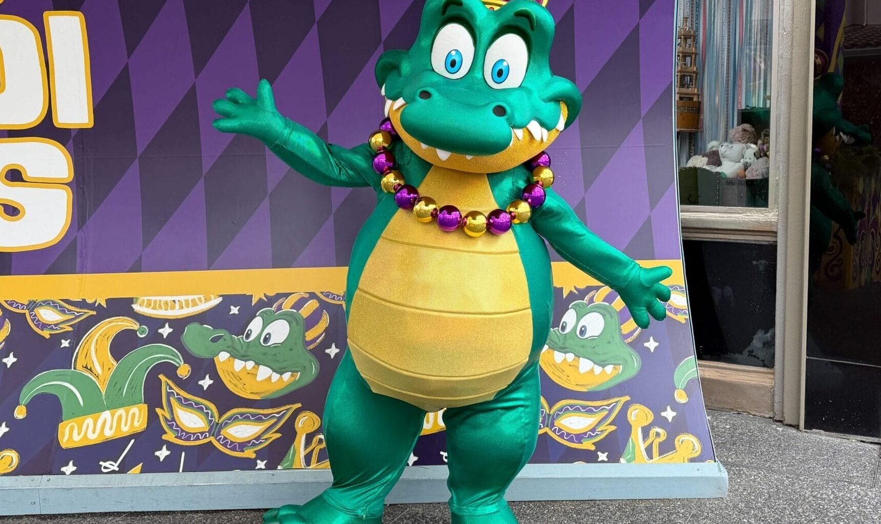 Character appearances are subject to change, and he does not have a specific set schedule. However, times are usually on the hour from 2:00 p.m. through 6:00 p.m.