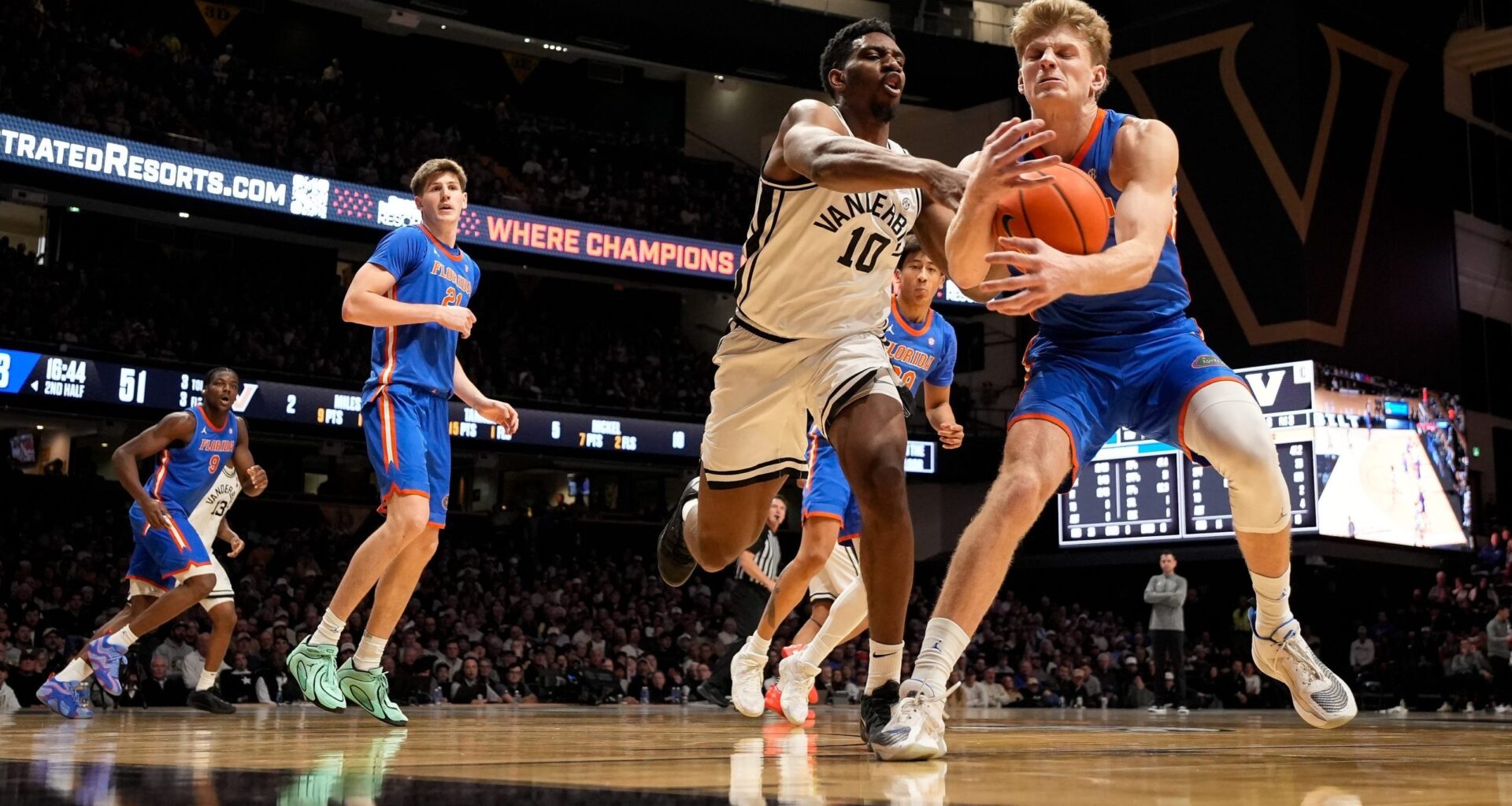ESPN Analytics predicts the outcome of Vanderbilt vs. Florida SEC Tournament semifinal