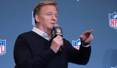 Florida AG Wants NFL to Suspend Rooney Rule