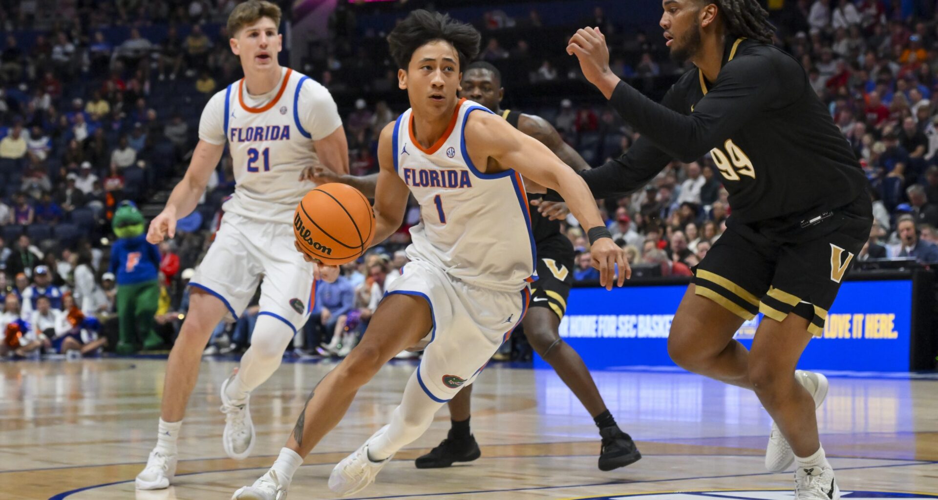 How to Watch the Florida Gators vs Prairie View A&M: TNT Broadcast, Time, & Postseason Matchup Info