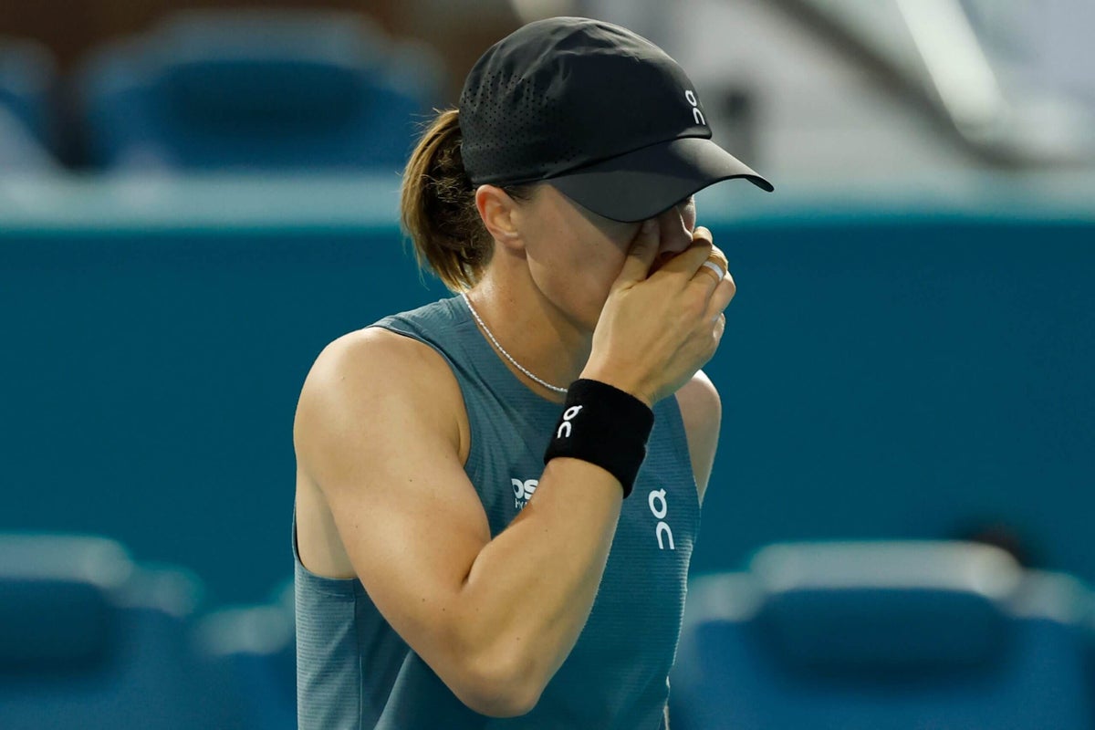 Iga Świątek loses absurd 73-match tennis streak in shock Miami Open defeat