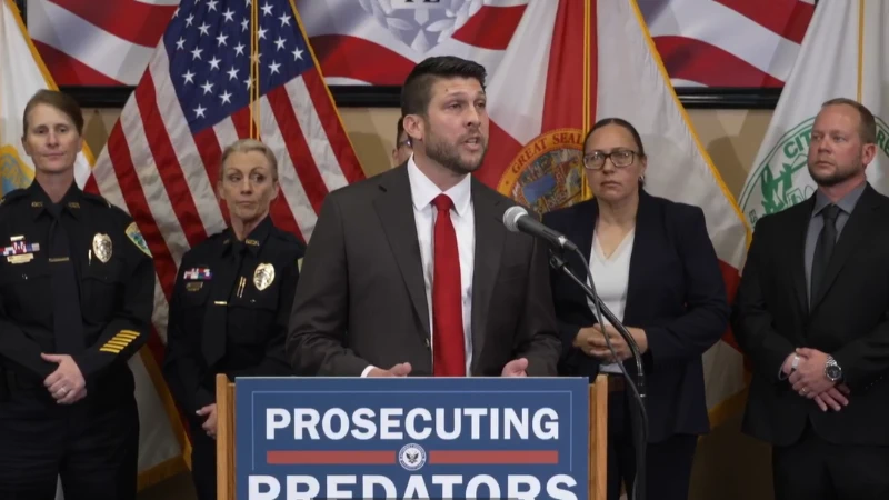 Florida Attorney General James Uthmeier, who accuses Jacksonville of keeping a gun registry.