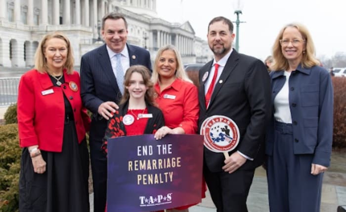 Jacksonville widow, daughter go to Washington to push for bill to protect military benefits after remarriage