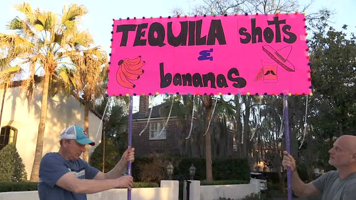 San Marco party atmosphere powers Gate River Run participants through food, music and fun drinks