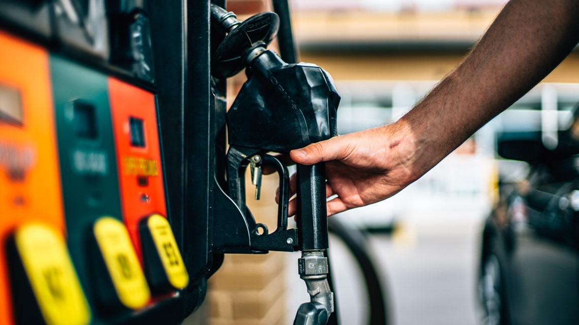 Best gas prices near me: How to find the cheapest gas across Tampa Bay