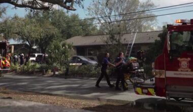 2 hospitalized after fire breaks out at St. Pete duplex