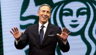 Starbucks founder Howard Schultz moves to Florida after retirement