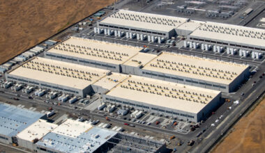 Is bill regulating data centers a win for Florida? Ask who decides what’s 'feasible'