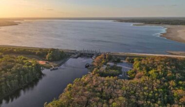 Decades after a Florida canal project was abandoned, advocates are trying to reunite 3 rivers