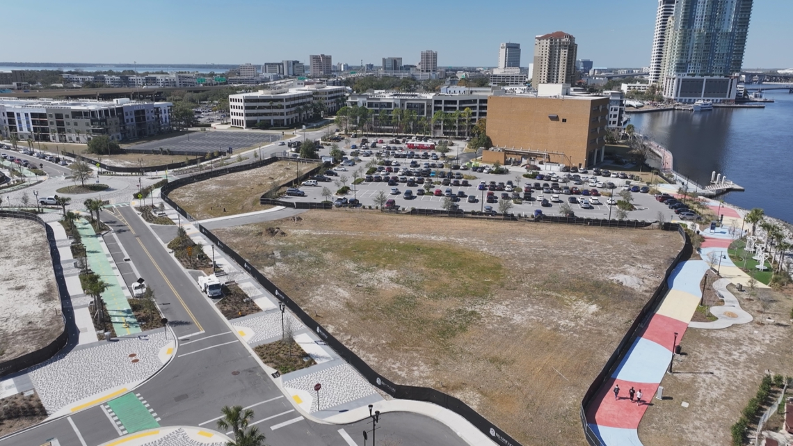 Potential buyer calls for removal of DCPS property 'encumbrances' before new deal