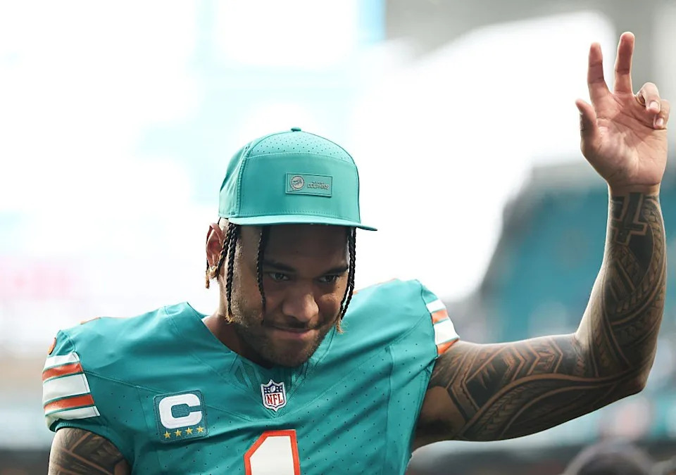 Cincinnati Bengals v Miami Dolphins - NFL 2025