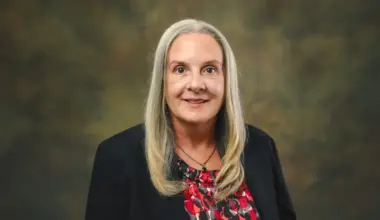 Beatriz Valdes, associate professor of clinical at the School of Nursing and Health Studies, was recognized for her innovative teaching methods by the Faculty Senate with this year’s Outstanding Teaching Award.