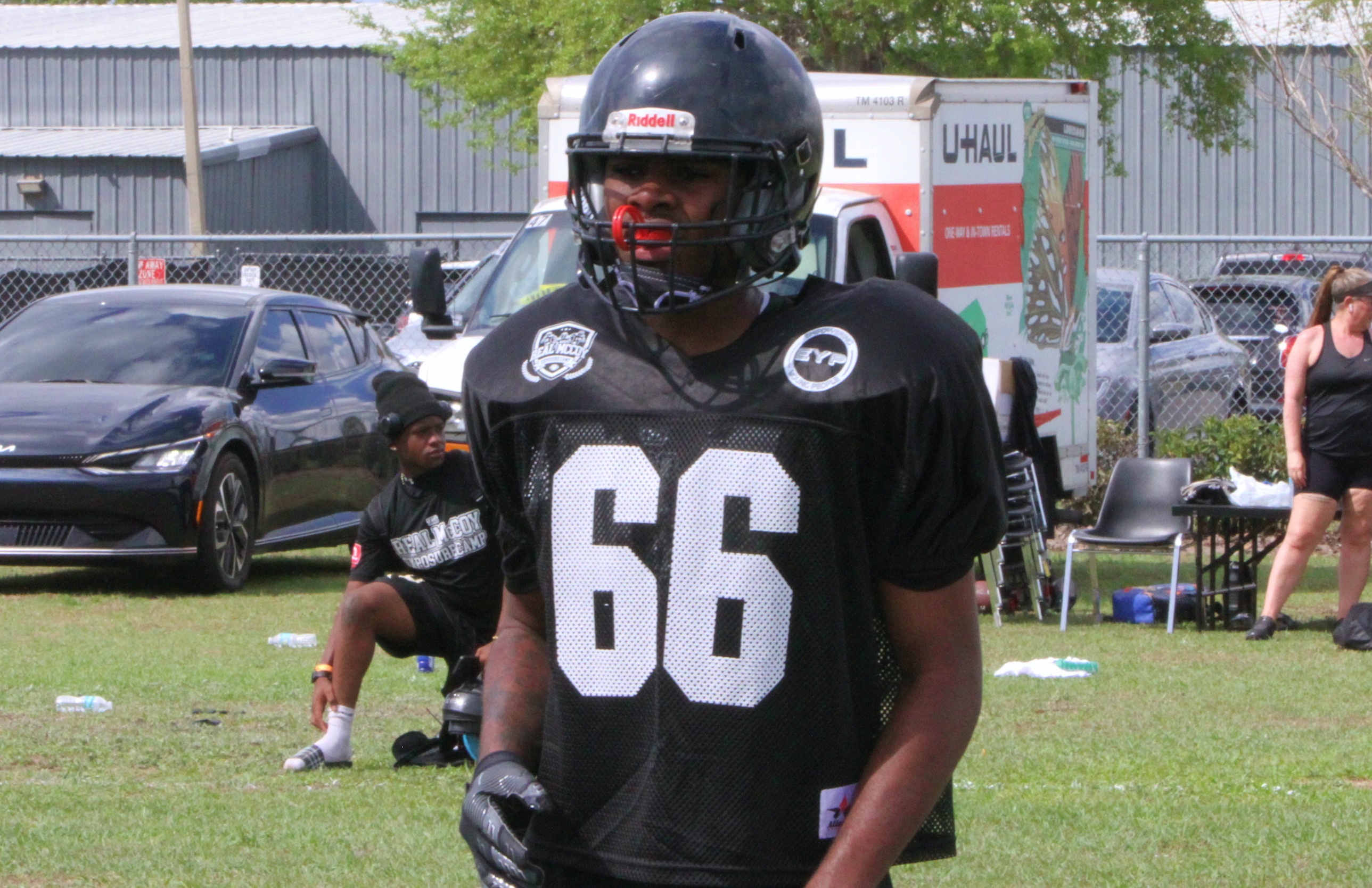 Santa Fe 2028 linebacker Braylin Jones at the Real McCoy...