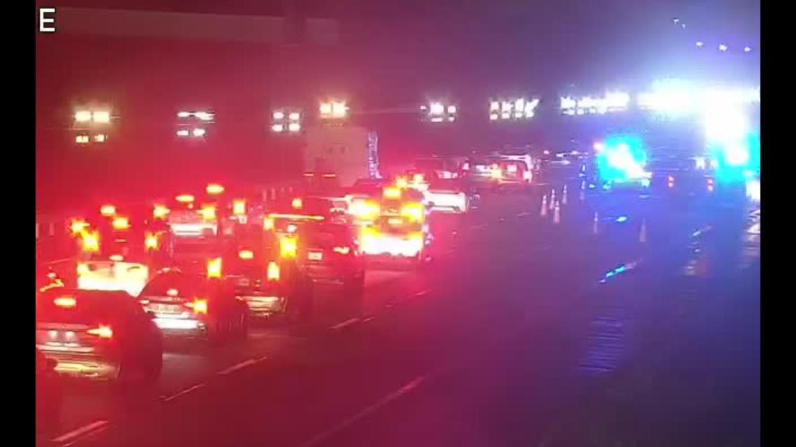 Lanes blocked after crash in Manatee County on I-75 North, prompting major delays