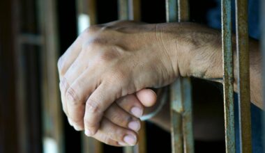 Florida Supreme Court temporarily pauses the execution of a former police officer convicted of 1987 rape, murder