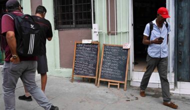 South Florida Cuban community skeptical over proposed economic plan: "Cuba has been weak for so many years"