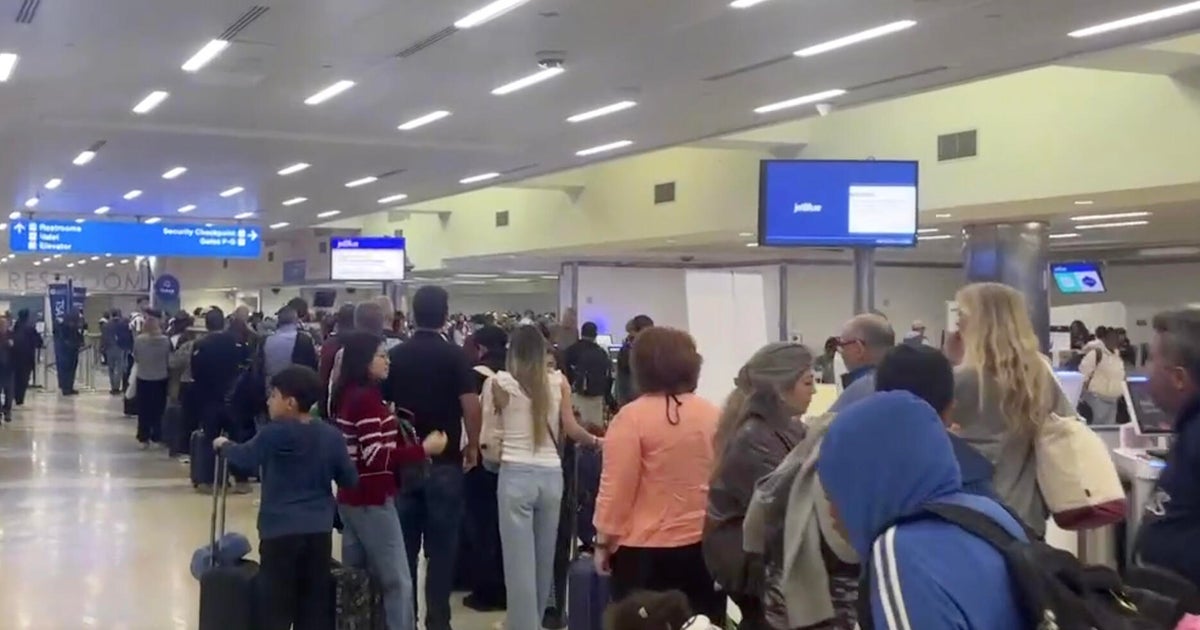 South Florida airports seeing long lines, delays due to partial government shutdown: "None of this is our fault"