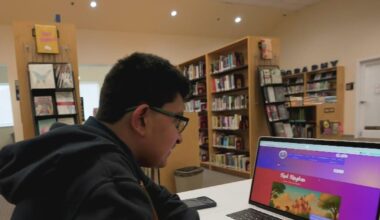 Inspiring South Florida teen using bright mind, big heart to spread kindness among others