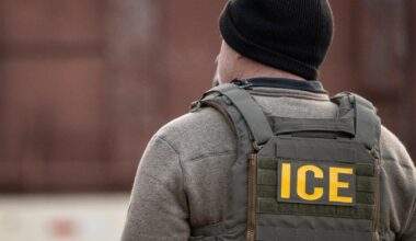 Florida sheriffs break with Gov. DeSantis, back path to legal status for some immigrants amid ICE crackdown