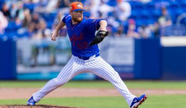 Craig Kimbrel shows velocity increase in Mets spring debut