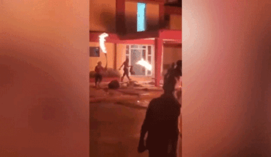 White House unveils its first federal AI framework, pushes Congress to act