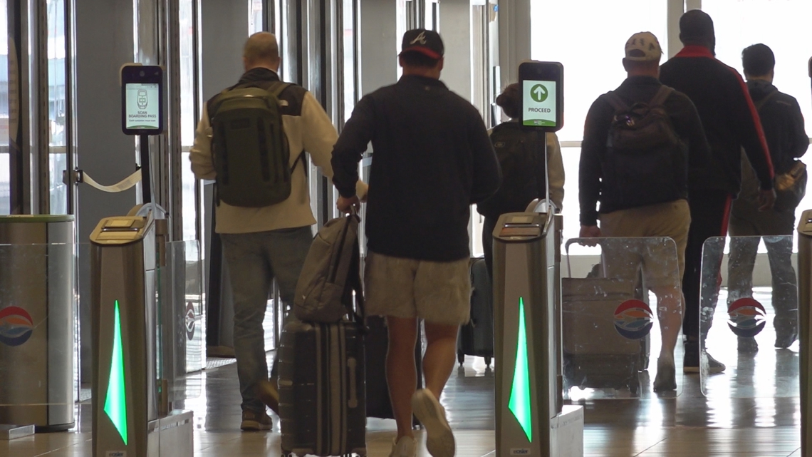 Passengers stranded at TPA as severe weather disrupts flights nationwide again
