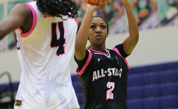 Dakar Merthie (2) of Ocoee scored 19 points for her squad to lead the way to a victory and she was named MVP at the Orlando Health Cure All-Stars Basketball Games on Saturday at Windermere High. (Chris Hays/Orlando Sentinel)