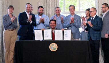 Gov. DeSantis signs bill to block Terra Ceia cruise port