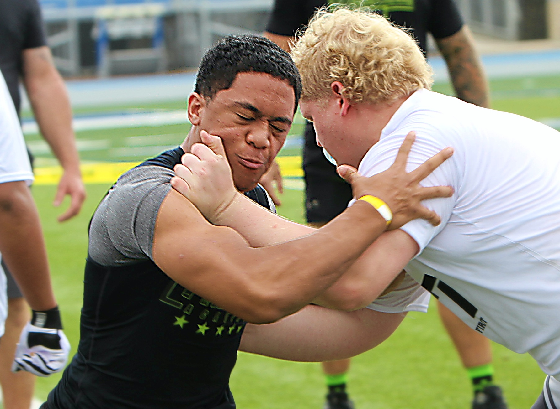 Tampa Bay TEch 2028 defensive lineman Mason Tui