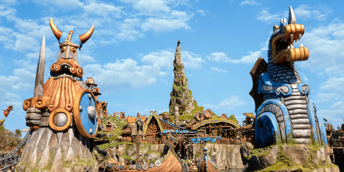 How to Train Your Dragon: Isle of Berk statues in Universal's Epic Universe theme park