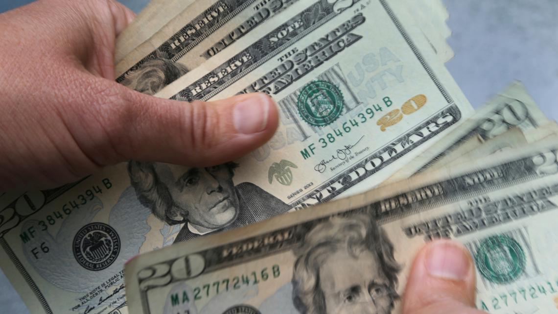 Senior nearly defrauded out of $23K by teenager for driveway cleaning in Jacksonville: JSO