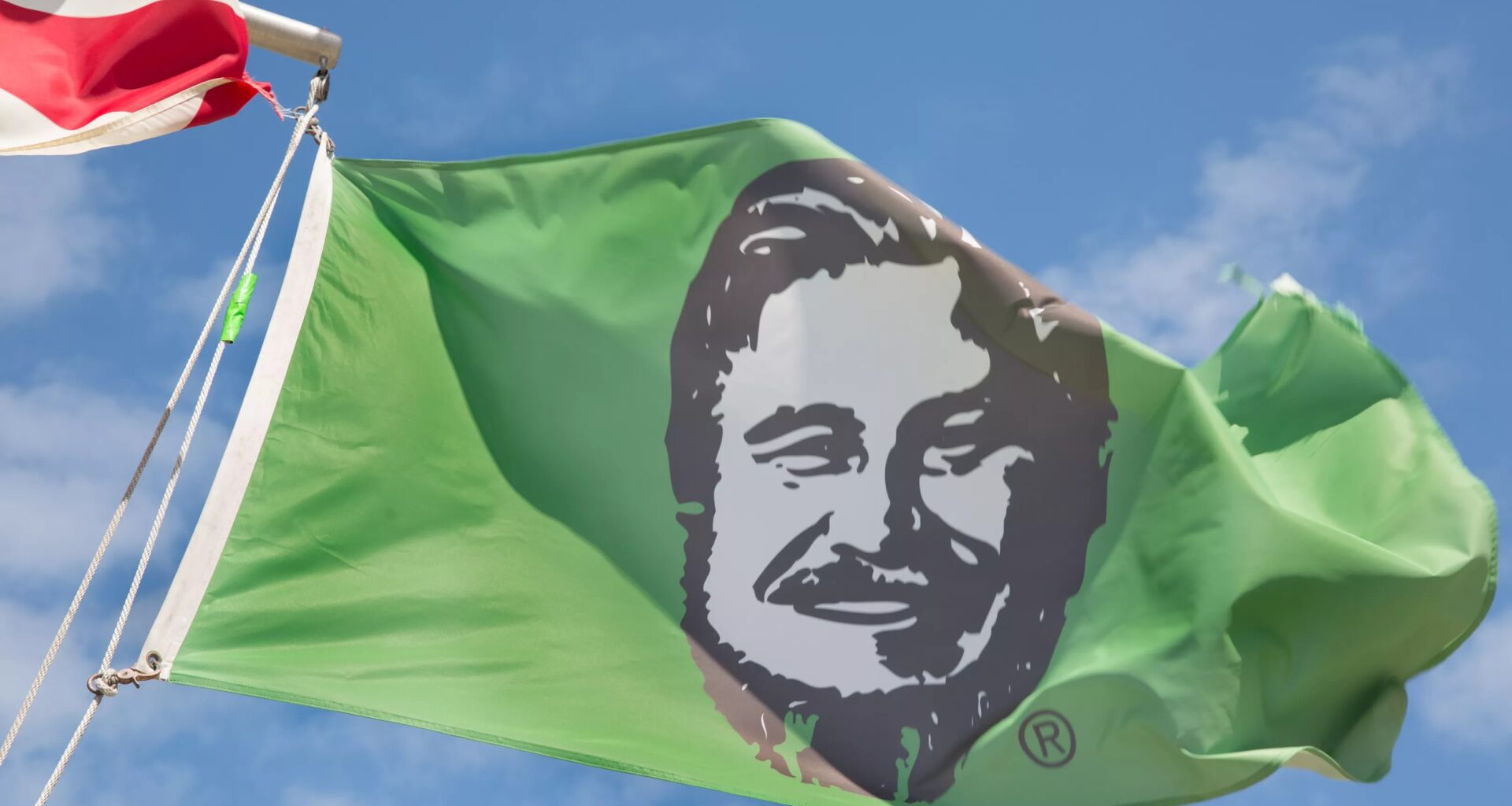 Iconic Flanigan’s Founder Honored with Street in North Miami