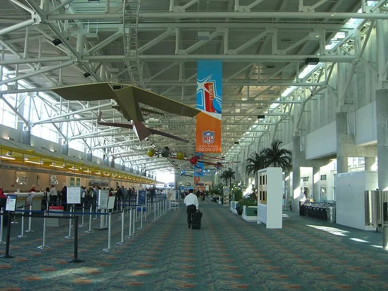 Ted Cruz Spotted at Fort Lauderdale Airport During Shutdown