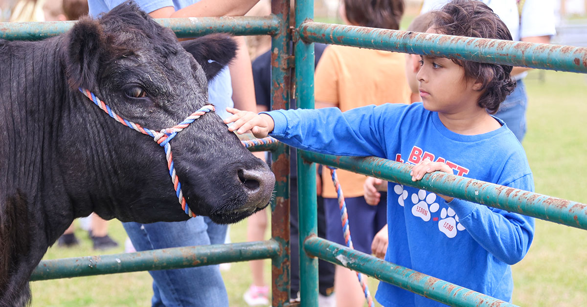 Students Learn About Ag During NHS ‘Fresh From Florida’ Event (With Gallery) : NorthEscambia.com