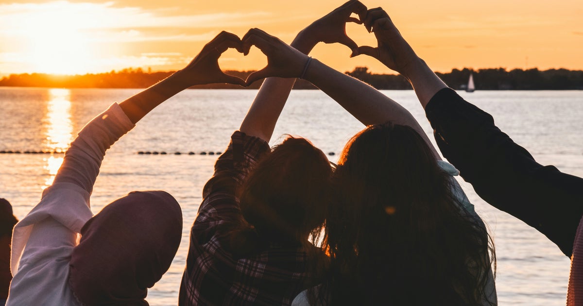 3 Ways to Surprise Your Sorority Little During the Big-Little Reveal