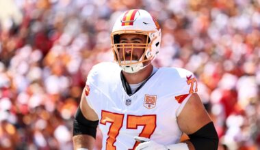 NFL free agency update: Miami Dolphins sign Charlie Heck as Week 2 begins