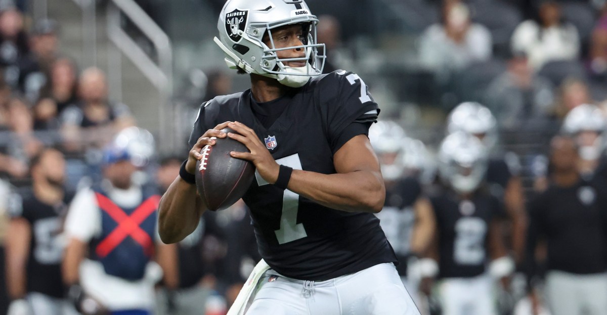 Dolphins keeping tabs on quarterback Geno Smith
