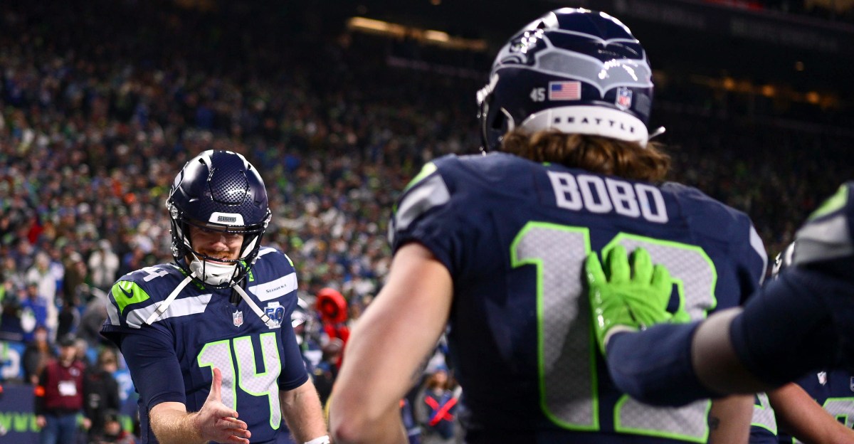 Jacksonville Jaguars sign Seattle Seahawks WR Jake Bobo to offer sheet