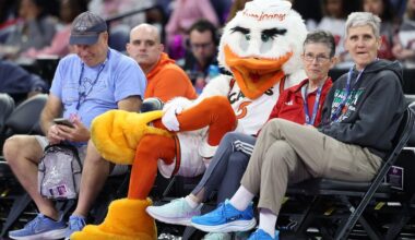 Preview: Louisville wraps up regular season at Miami