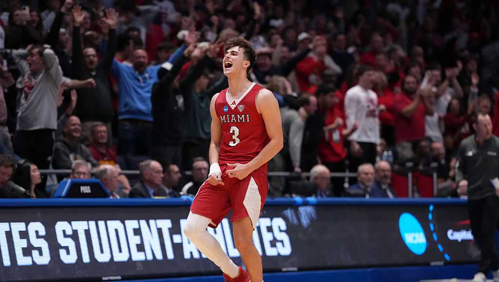 Miami makes 16 threes, beats SMU for first NCAA Tournament win since 1999