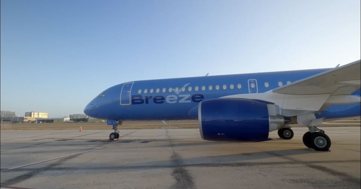 Breeze Airways starts nonstop flights to Pensacola