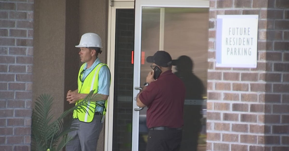 Engineers investigate structural failure at Rialto apartments