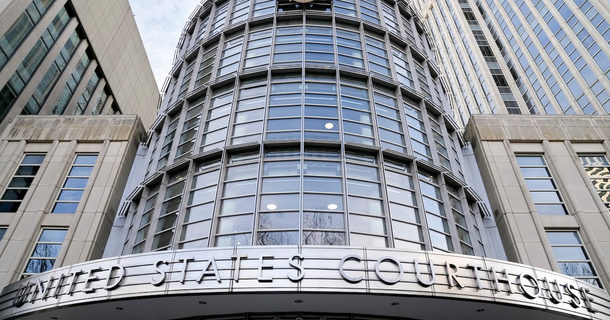 Federal authorities arrest lobbyist on extortion charge